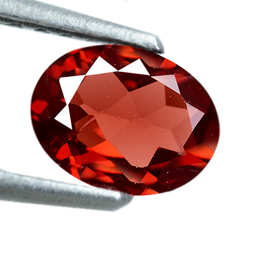 Reddish Orange Garnet: Ultimate Guide to Red-Orange Spessartine Properties & Buying Tips | Gemsmakers