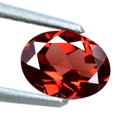 What is Reddish Orange Garnet? Complete Guide to Red-Orange Garnet Properties & Value